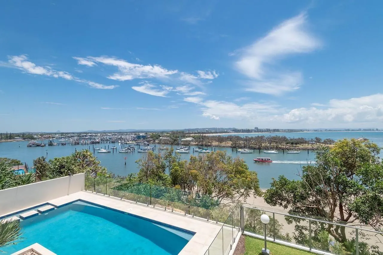 2 Bedrooms Apartment On The Beach And With Air Conditioning And Pool Buddina