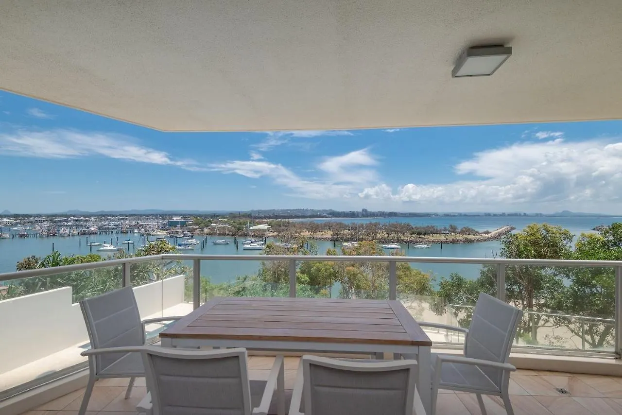 2 Bedrooms Apartment On The Beach And With Air Conditioning And Pool Buddina Austrália