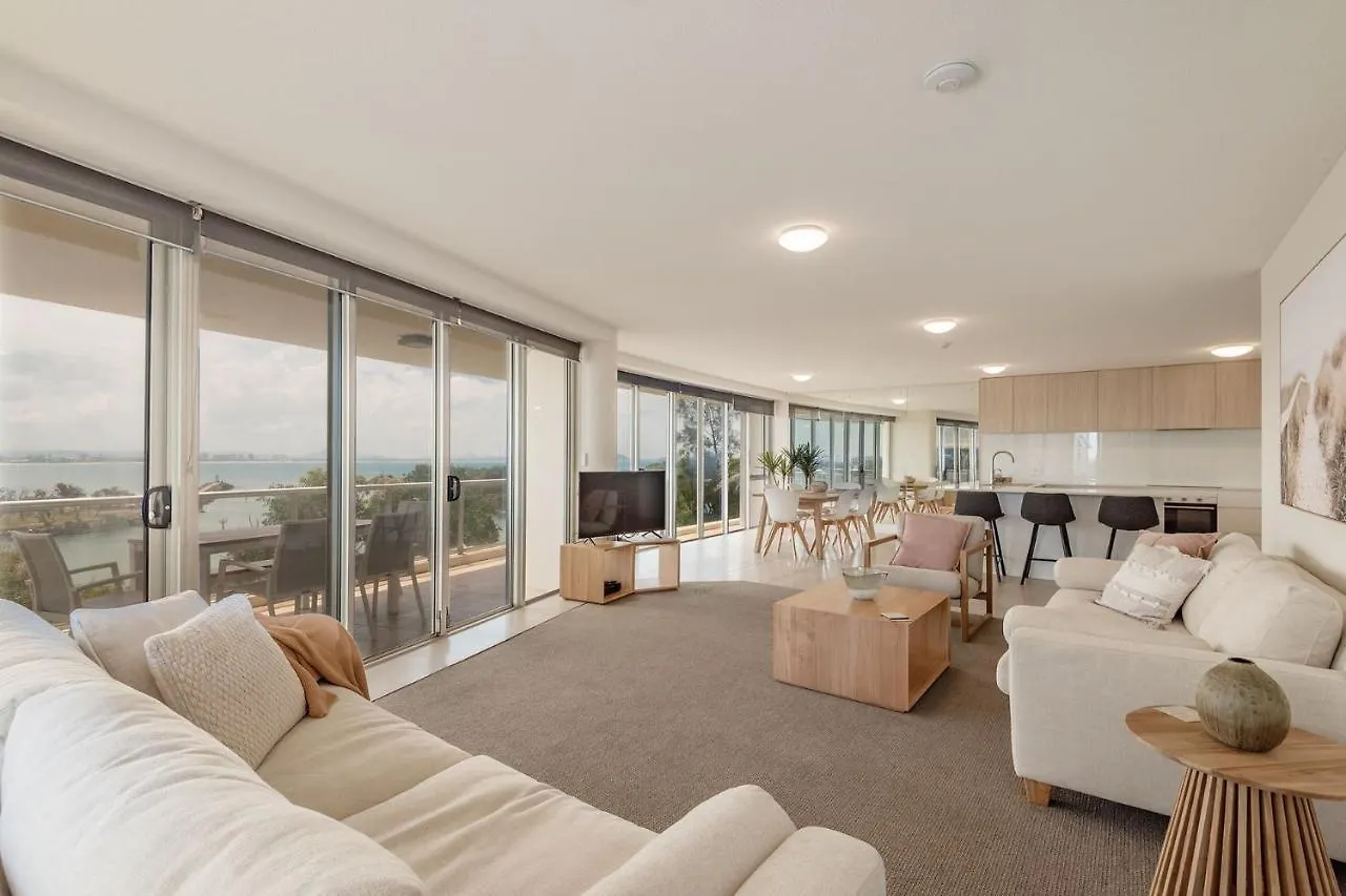 2 Bedrooms Apartment On The Beach And With Air Conditioning And Pool Buddina
