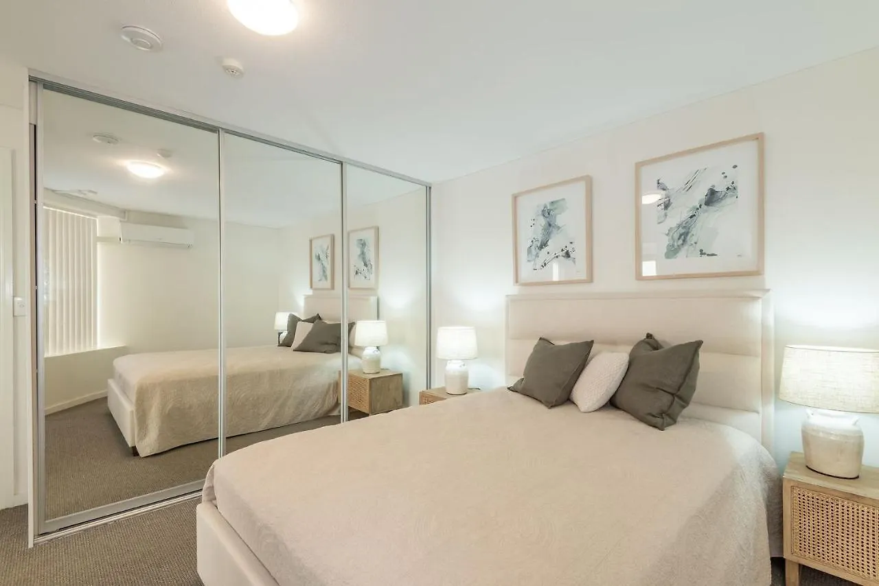 2 Bedrooms Apartment On The Beach And With Air Conditioning And Pool Buddina